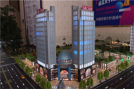 人民西路龙城西岸朝阳花苑3室2厅2卫132㎡