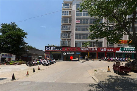 龙馨园3室2厅2卫147㎡带阁楼